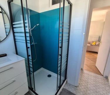 Chateaudun Apartment | La parenthèse, appartement avec balcon