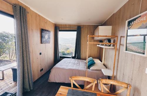 Saint-Peray Ski Chalet | Discover La parenthèse de Sully: 8.7/10 & Family-Friendly