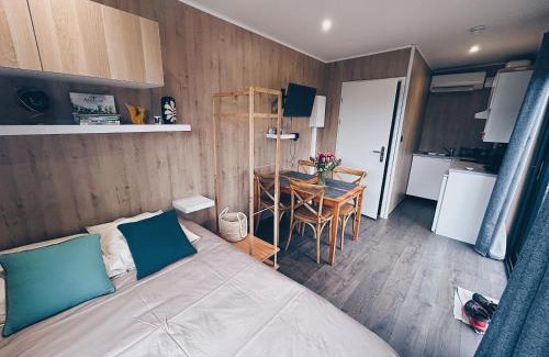 Saint-Peray Ski Chalet | Discover La parenthèse de Sully: 8.7/10 & Family-Friendly