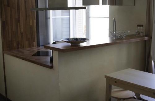 Faubourg North Apartment | Discover La Parenthèse: Family-Friendly with Top Reviews