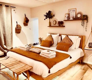 La Gueriniere Villa | Experience Relaxation at La Parenthèse with Hot Tub Access