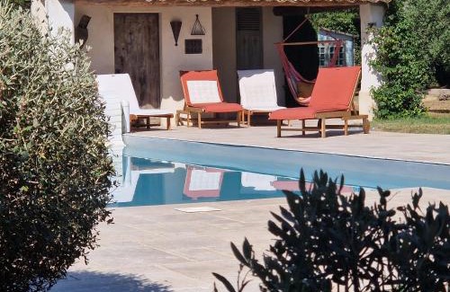 Lauris House | Oceanfront Retreat at La Parenthèse: Guest Rated 9.5/10