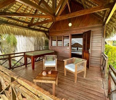 Djamandjary House | Villa La Parenthèse: Oceanfront Retreat with Pool & Breakfast