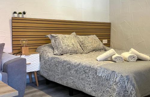 Jerez de la Frontera Old Town Apartment | Family-Friendly La Parra Apartamento with Great Amenities