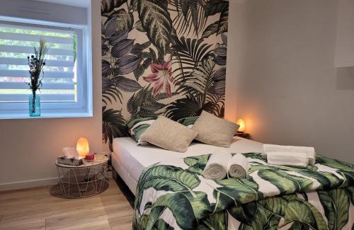 Mernel House | Pet-Friendly Retreat at La Passerelle - Rated 9.1/10