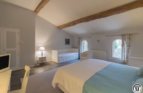 Gragnague House | Relax at La Pasteliere with Pool and Spa Amenities