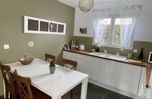 Vallon-Pont-d'Arc House | Inviting La Pausa Cottage with River Views and Great Amenities