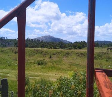 Piriapolis House | Relax at La Pausa: Family-Friendly Stay with High Ratings