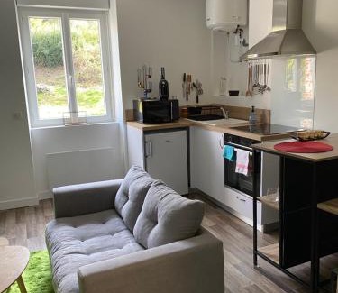 Tulle Apartment | Relax at La Pause Zen - Pet and Child Friendly Retreat