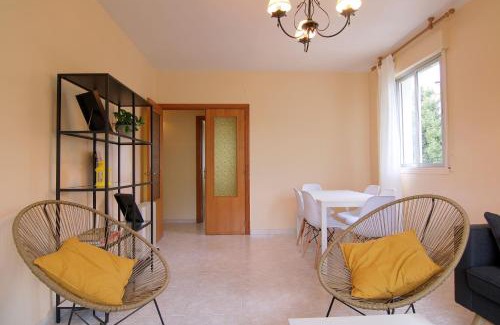 El Arenal Apartment | Family-Friendly La Peñita: Rated 9.1/10 for Comfort