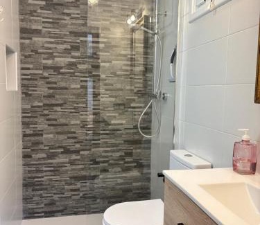 Pruneda House | Pet-Friendly Getaway at La Peñona in Nava