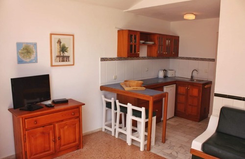 Playa del Aguila House | Oceanfront Getaway at La Perla - Bungalows by the Sea