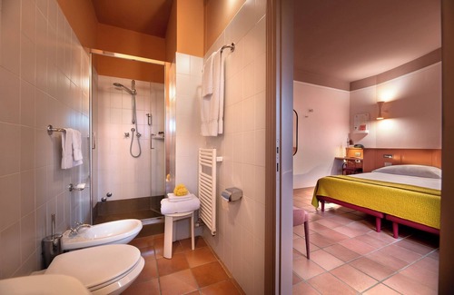 Panzano in Chianti Hotel | Experience La Pensione di Vignamaggio: Guest Rated 9.6/10