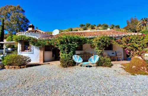 Alcaucin Villa | Oceanfront Escape at La Perla Andaluza - 4 Star Hotel