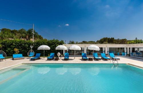 Oria Villa | Indulge in Relaxation at La Perla Bianca Spa Retreat