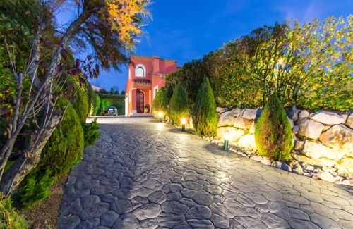 Perelada House | Experience La Perla: Oceanfront Bliss with Private Pool