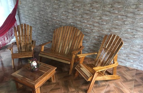 Metropolitana House | Relax at La Perla Casa de Campo - Pet Friendly Getaway