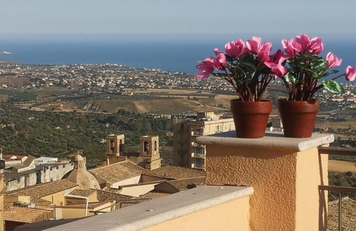 Agrigento Bed & Breakfast | Guest Rated 10/10: La Perla della Cattedrale Retreat