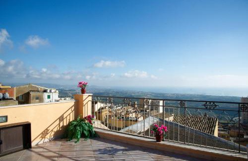 Agrigento Bed & Breakfast | Guest Rated 10/10: La Perla della Cattedrale Retreat
