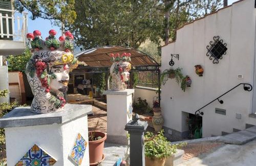 Monreale House | Discover La Perla della Conca d'Oro with Ocean Views