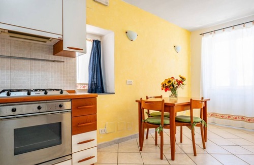 Riomaggiore Apartment | Discover La Perla di Rio: Family-Friendly Terrace Retreat