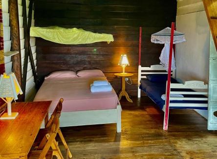 Las Tunas Hostel | La Perla Hostel and Cabins