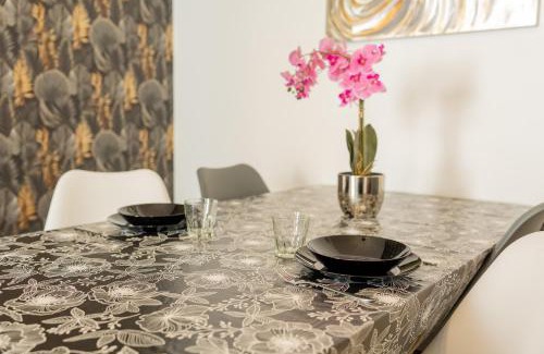 Cognac Apartment | Experience Family-Friendly Comfort at La Perle de Cognac