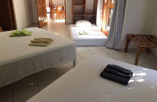 Jaco House | Discover La Perlita: Family-Friendly with Pool & Spa