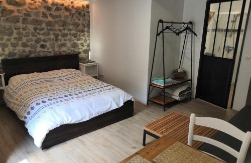 Saint-Dalmas-le-Selvage Bed & Breakfast | Cozy La Petite Étoile d'Hôtes in Mercantour with Dining