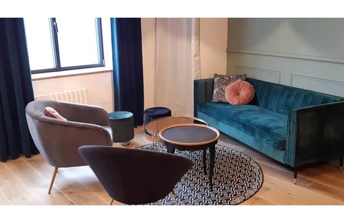 Landerneau House | Discover La Petite Bélérit: Spa & Family-Friendly Retreat