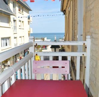 Luc-sur-Mer Apartment | Oceanfront Retreat: La Petite Baleine Steps from the Beach