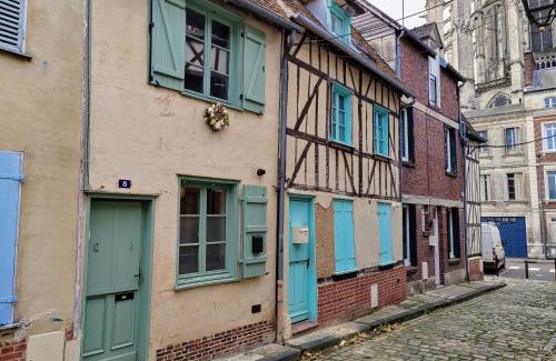 Beauvais Apartment | Discover LA PETITE BEAUVAISIENNE – Kid-Friendly Retreat