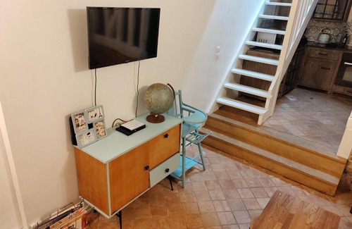 Beauvais Apartment | Discover LA PETITE BEAUVAISIENNE – Kid-Friendly Retreat