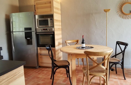 Savonnieres Cottage | Experience Ocean View Bliss at La Petite Bret Guest House