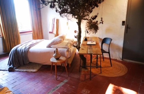 Neuvy-Deux-Clochers House | Experience Family-Friendly Comfort at La Petite Cannovie