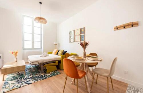 Prefecture Apartment | Cozy La petite Casà de Cézar in Central Marseille