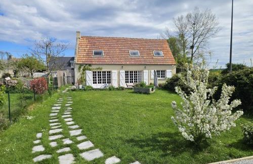 Saint-Come-de-Fresne House | Pet-Friendly Retreat at La Petite Chouette - Rated 9/10