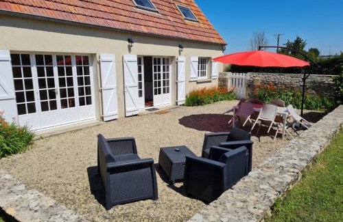 Saint-Come-de-Fresne House | Pet-Friendly Retreat at La Petite Chouette - Rated 9/10