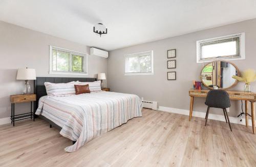 Williamsburg House | La Petite Ferme: Newly Renovated 3BDR Farmhouse Retreat