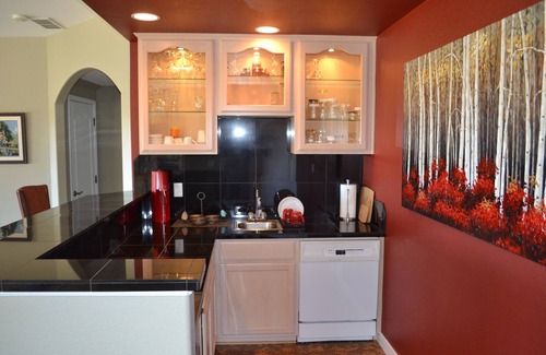 Colorado Springs Bed & Breakfast | Inviting Countryside Retreat: La Petite Foret Noire