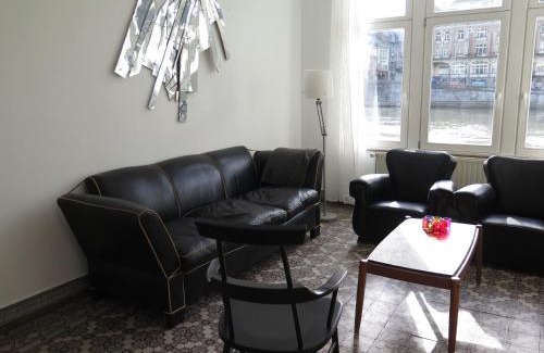 Leffe House | Pet-Friendly Retreat at La Petite Lili - Family Friendly!