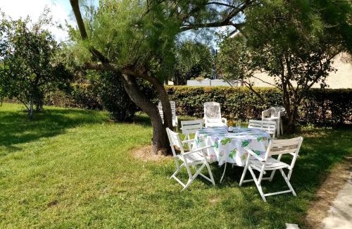 Saint-Loup-Geanges House | Discover LA PETITE MAISON: Family & Pet-Friendly Retreat