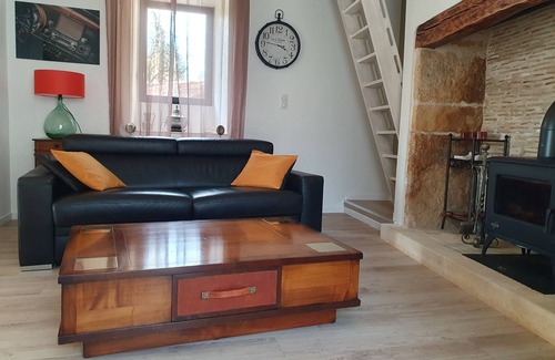 Carlux House | Family-Friendly Retreat at la Petite Maison Awaits You