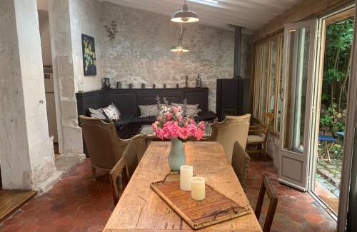 Crepy-en-Valois House | Cozy La Petite Maison with Ocean Views & Pet-Friendly Stays