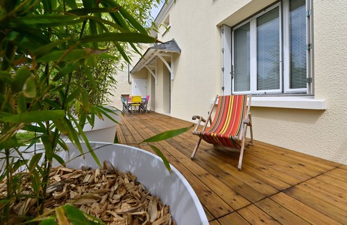 Doue-la-Fontaine House | Delightful Stay at The Little House of Anjou - 10/10 Rating