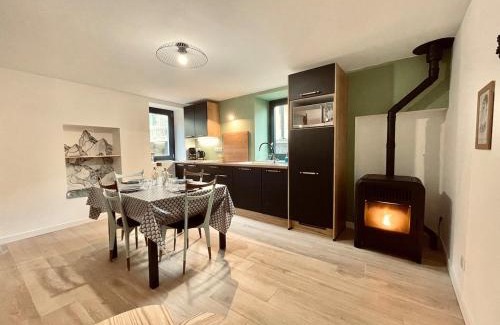 Villargondran House | La Petite Maison
