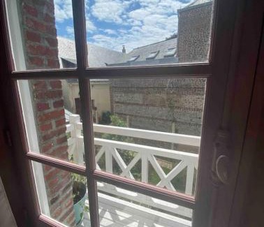 Etretat Bed & Breakfast | Guest Favorite: La petite Marcotte with 9/10 Review Score