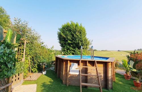 Boffles Cottage | Cozy La Petite Pâquerette Cottage with Pool & Spa Amenities