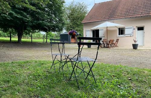 Crozant Villa | Discover La Petite Vallée: Pet & Child Friendly Retreat