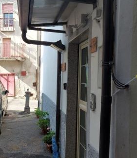 Vallefiorita House | Family-Friendly Stay at La Piccola Valle with High Ratings